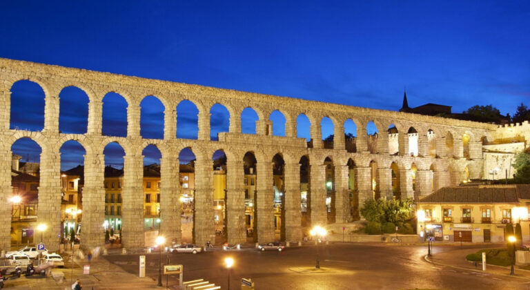 Engineering Highlights of the Aqueduct of Segovia