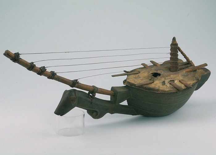 STRING INSTRUMENT